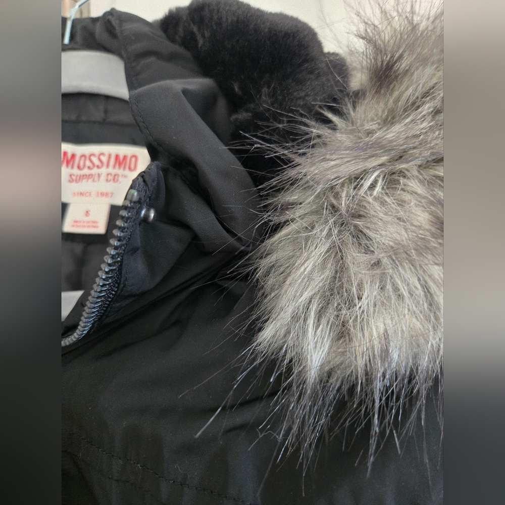 Mossimo Women's Black Parka Coat with Faux Fur Trim Size Small - Picture 7 of 8